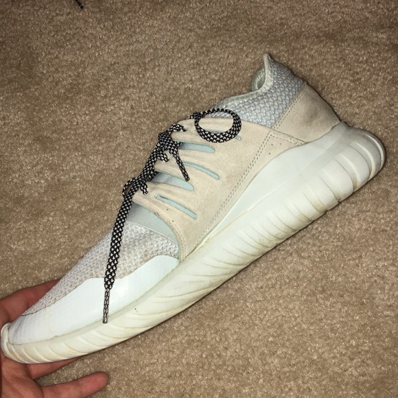 Adidas - Picture 3 of 6